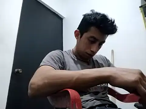 Snapshot of Flaquito_pitudo chatting on 03/12/25, 02:20 Flaquito pitudo online show from 03/12/25, 02:20