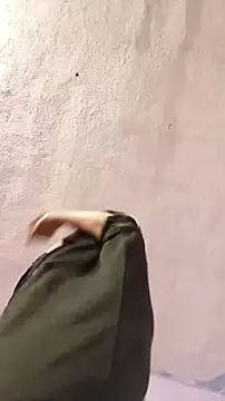 Snapshot of Flaquito_pitudo chatting on 09/23/25, 12:46 Flaquito pitudo online show from 09/23/25, 12:46