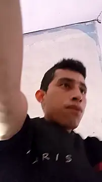 Snapshot of Flaquito_pitudo chatting on 10/18/25, 01:08 Flaquito pitudo online show from 10/18/25, 01:08