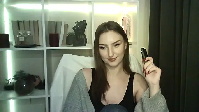 X Alisa online show from 11/11/25, 07:14