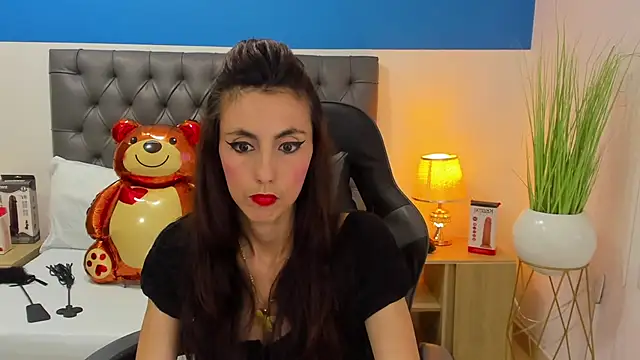 Snapshot of candy_summer28 chatting on 02/20/25, 07:30 candy summer28 online show from 02/20/25, 07:30