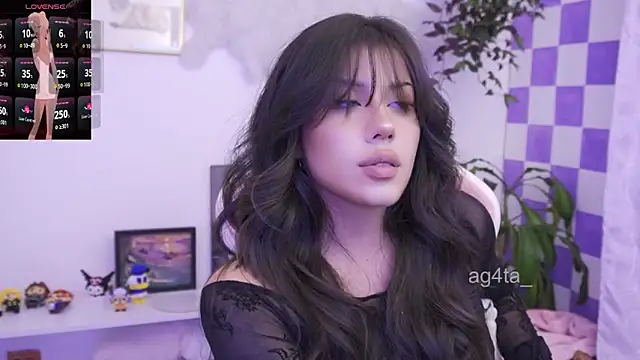 Snapshot of Ag4ta_ chatting on 10/29/25, 11:50 Ag4ta online show from 10/29/25, 11:50