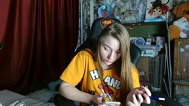 Snapshot of ElenaMaeer chatting on 02/22/25, 01:13 ElenaMaeer online show from 02/22/25, 01:13