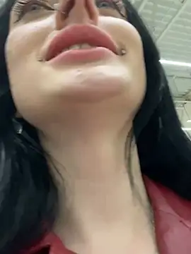 Snapshot of Melissa_crazy chatting on 01/22/25, 06:31 Melissa crazy online show from 01/22/25, 06:31