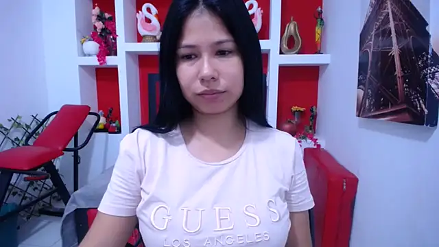 Letty Plugxo online show from 10/18/25, 12:39