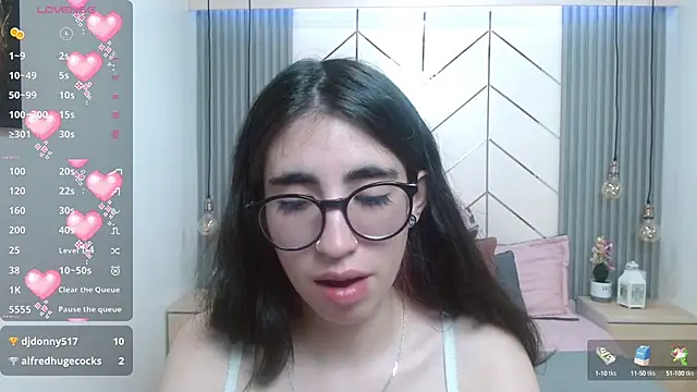 LenaRoses online show from 12/19/24, 06:23