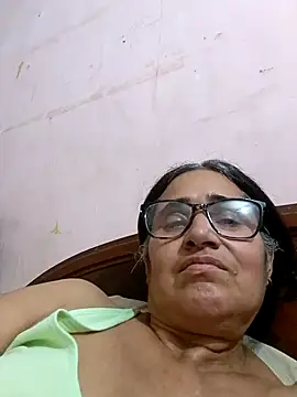  candi online show from 01/28/25, 11:39
