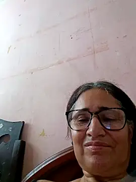  candi online show from 02/03/25, 12:25