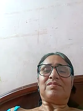  candi online show from 02/14/25, 08:05