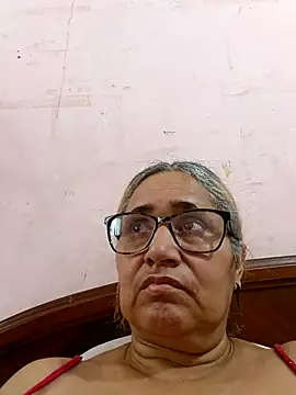  candi online show from 11/13/25, 06:51