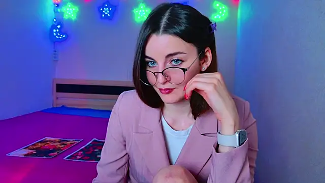 Miss Arwen online show from 12/06/24, 06:48