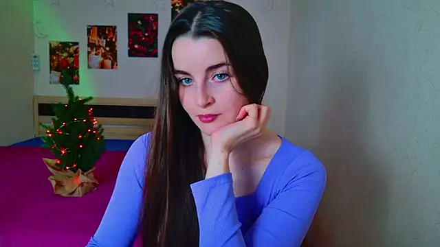 Miss Arwen online show from 12/18/24, 03:58