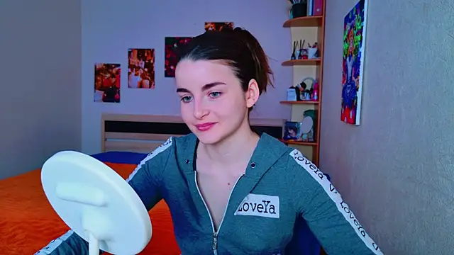 Miss Arwen online show from 03/04/25, 06:04