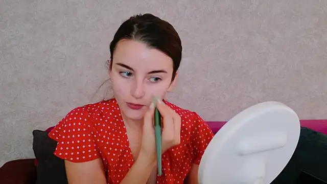 Miss Arwen online show from 11/07/25, 04:34