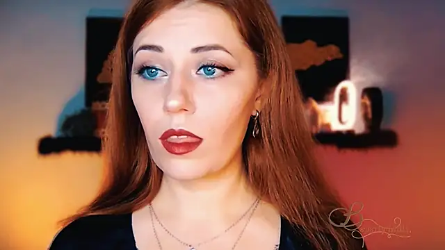 MissBeverlyMills online show from 11/16/25, 03:23