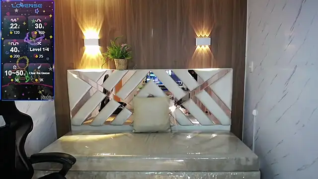 victoria castillo b online show from 11/13/25, 12:37