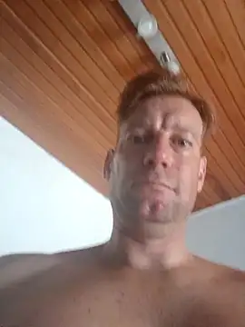 MArciQuarky online show from 10/12/25, 08:24