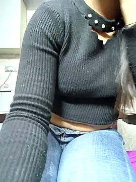 Snapshot of Sarita_7 chatting on 12/21/24, 12:49 Sarita 7 online show from 12/21/24, 12:49