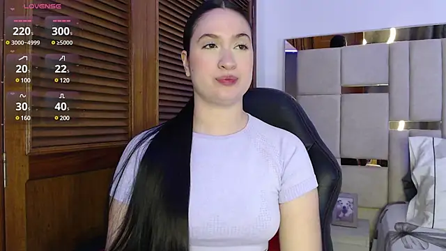Snapshot of sofiaduque_26 chatting on 03/07/25, 02:23 sofiaduque 26 online show from 03/07/25, 02:23