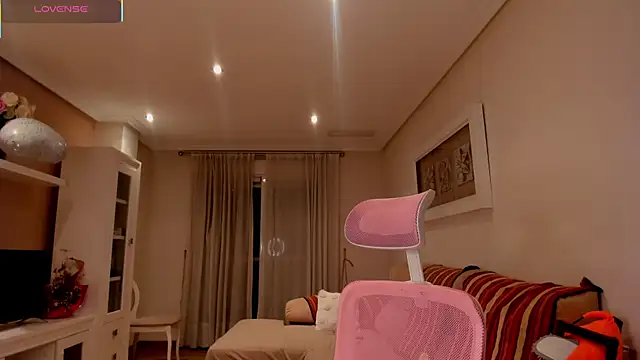 bella apont online show from 10/15/25, 09:48