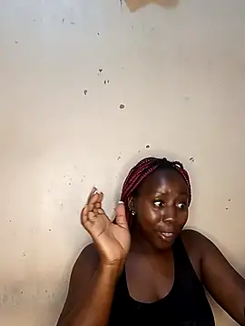 Snapshot of Swit_virgin22 chatting on 10/13/25, 01:33 Swit virgin22 online show from 10/13/25, 01:33