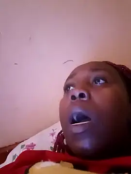 Snapshot of Swit_virgin22 chatting on 11/12/25, 08:37 Swit virgin22 online show from 11/12/25, 08:37