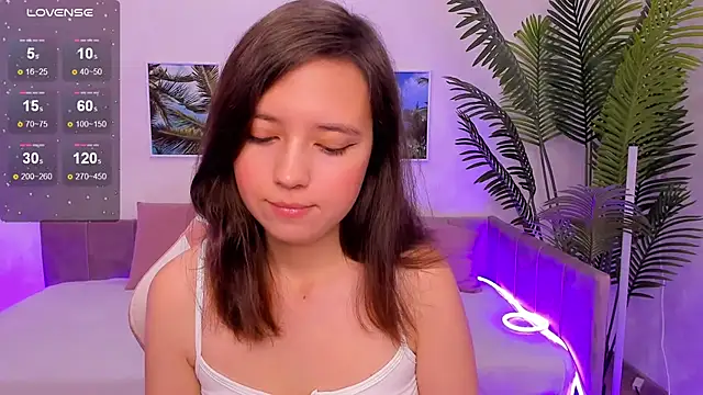 Lina Brownie online show from 10/08/25, 02:31