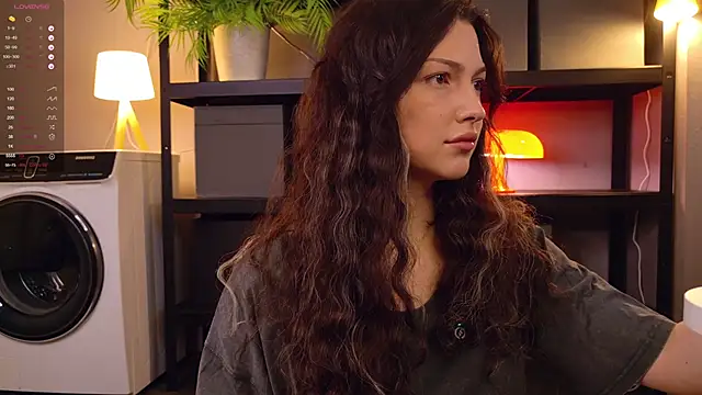 Miley Smile online show from 11/05/25, 06:13