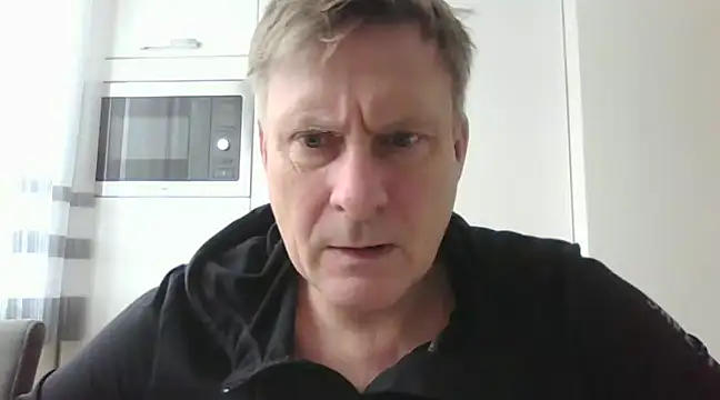 johnnym1 online show from 01/03/25, 10:41