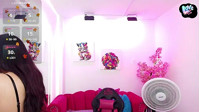 Miss dolly  online show from 10/28/25, 12:41