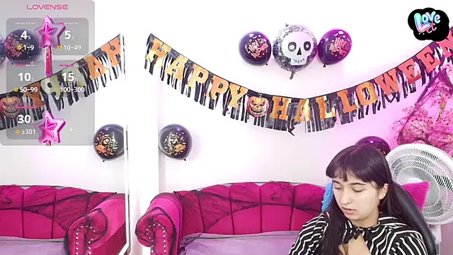 Miss dolly  online show from 10/31/25, 12:06