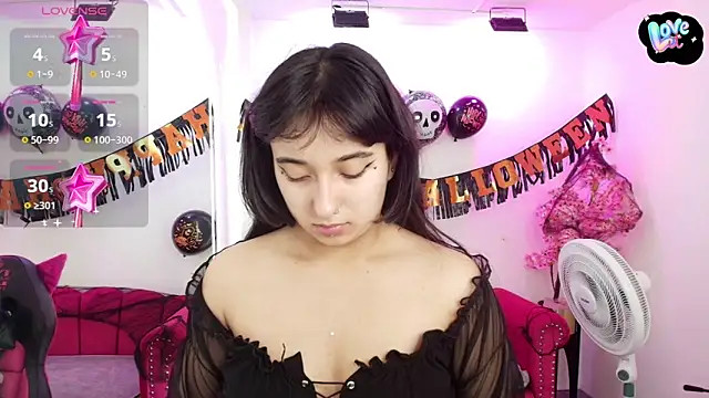 Miss dolly  online show from 11/01/25, 12:07