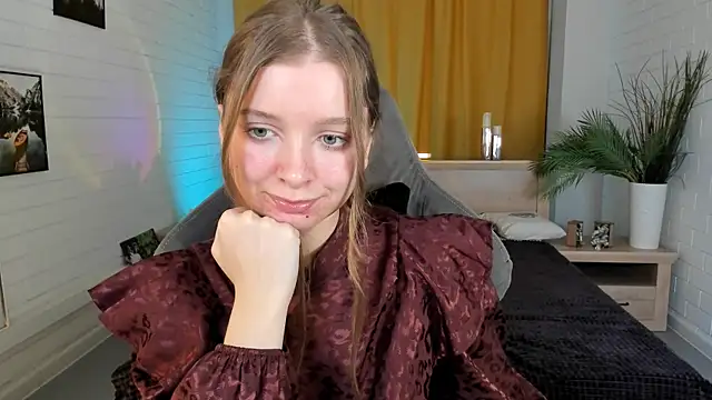 MayaSinabon online show from 02/01/25, 03:18