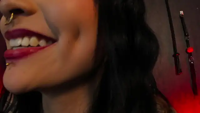 Snapshot of CharlotteScotte chatting on 03/12/25, 05:07 CharlotteScotte online show from 03/12/25, 05:07