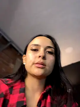 Snapshot of CharlotteScotte chatting on 09/23/25, 12:08 CharlotteScotte online show from 09/23/25, 12:08