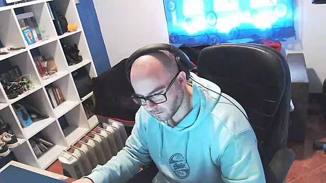 ravingr4d4 online show from 02/24/25, 09:21