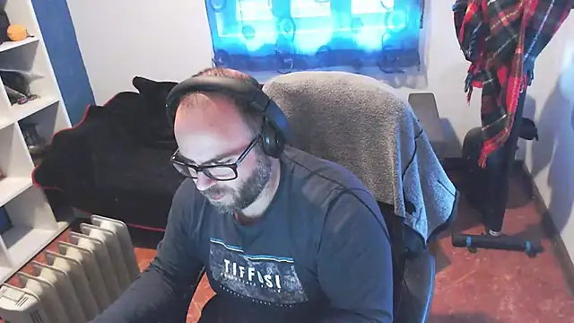 ravingr4d4 online show from 03/20/25, 03:14