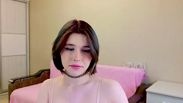 Snapshot of Alisa_Black_Star chatting on 01/08/25, 11:32 Alisa Black Star online show from 01/08/25, 11:32