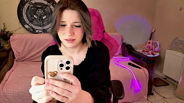 Snapshot of Alisa_Black_Star chatting on 01/12/25, 02:19 Alisa Black Star online show from 01/12/25, 02:19