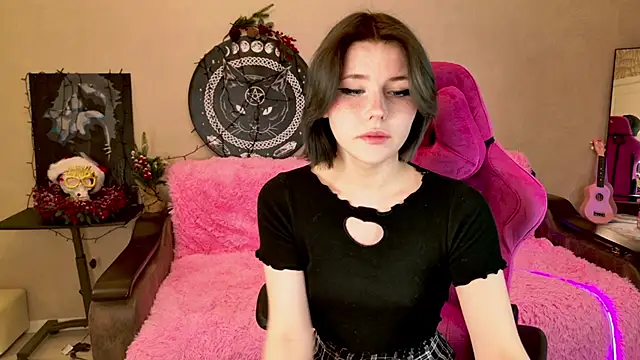 Snapshot of Alisa_Black_Star chatting on 01/24/25, 11:15 Alisa Black Star online show from 01/24/25, 11:15