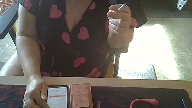 Silvia2277 online show from 10/09/25, 11:41