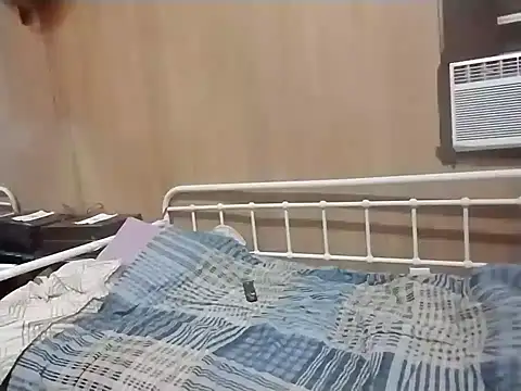 Snapshot of AlphaAlluring69 chatting on 01/30/25, 09:04 AlphaAlluring69 online show from 01/30/25, 09:04