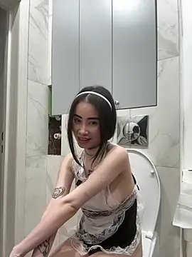 Snapshot of Yunasi chatting on 01/12/25, 11:07 Yunasi online show from 01/12/25, 11:07