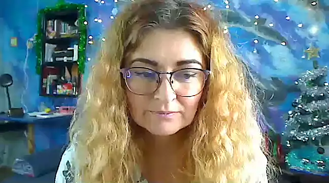 Helen1974 online show from 01/03/25, 06:35