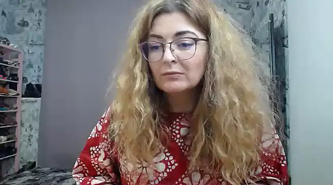 Helen1974 online show from 02/12/25, 02:10