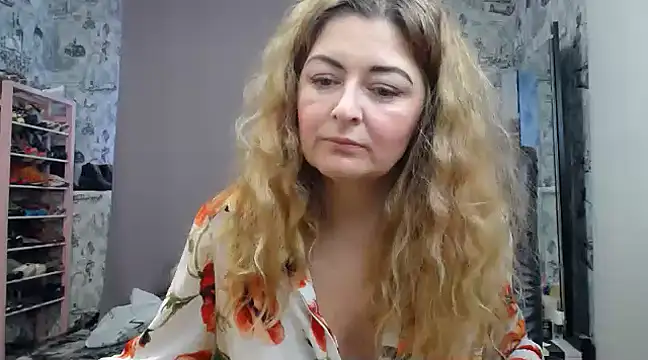 Helen1974 online show from 02/17/25, 10:07