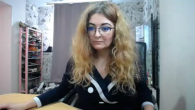 Helen1974 online show from 03/21/25, 05:00