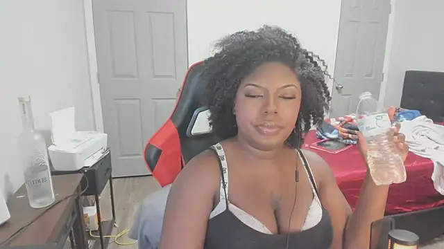 demi xoxo online show from 10/17/25, 05:10