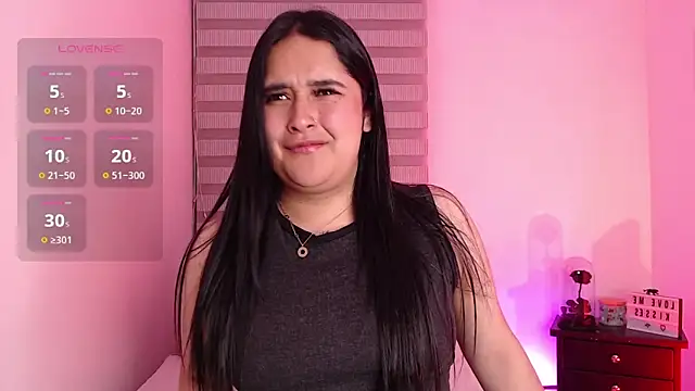 Snapshot of Megan_FE chatting on 11/26/25, 11:50 Megan FE online show from 11/26/25, 11:50