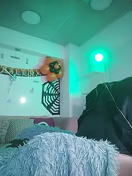 CaroFisher online show from 10/08/25, 05:32